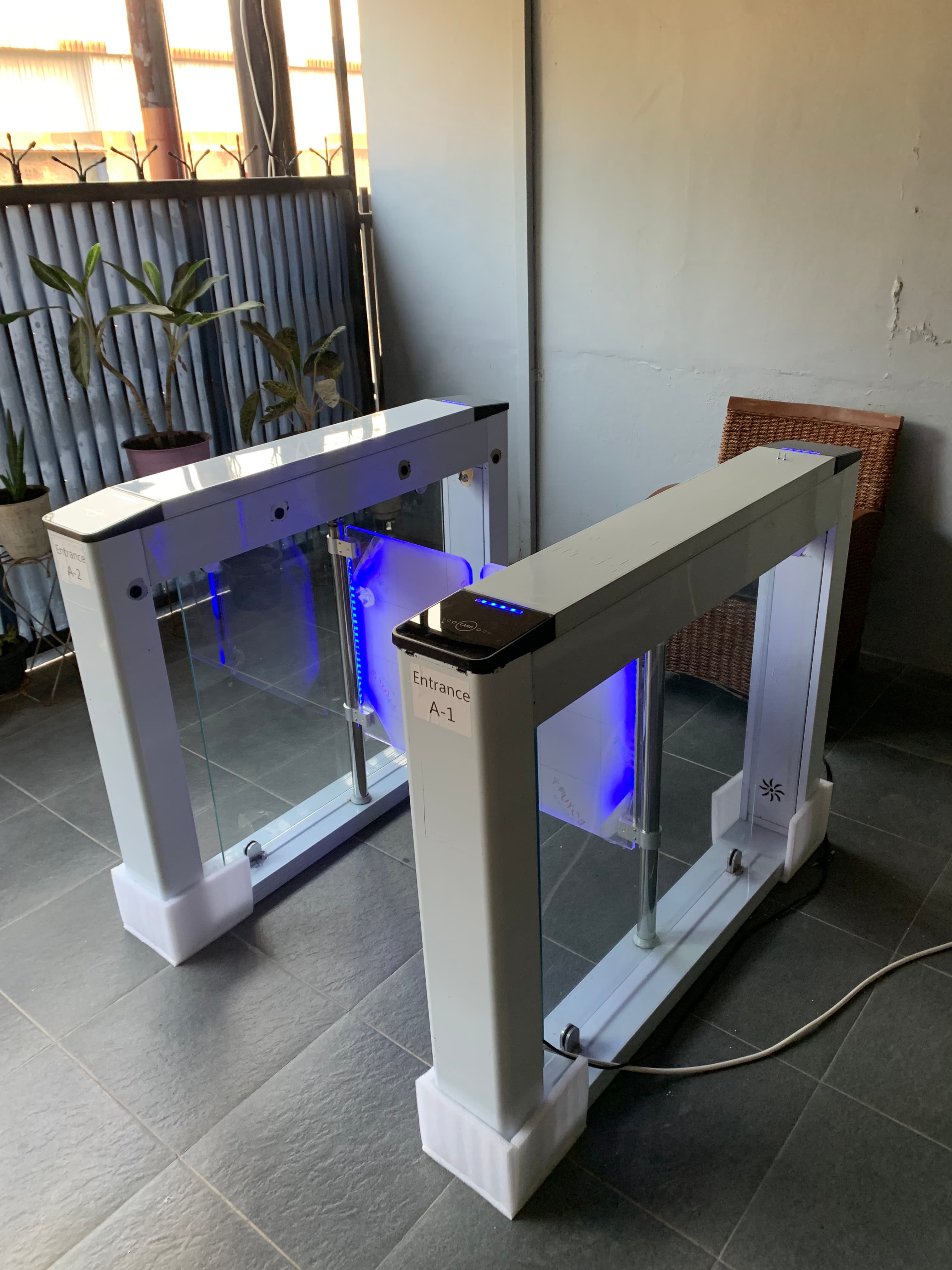 Memverr Gate - Swing Gate